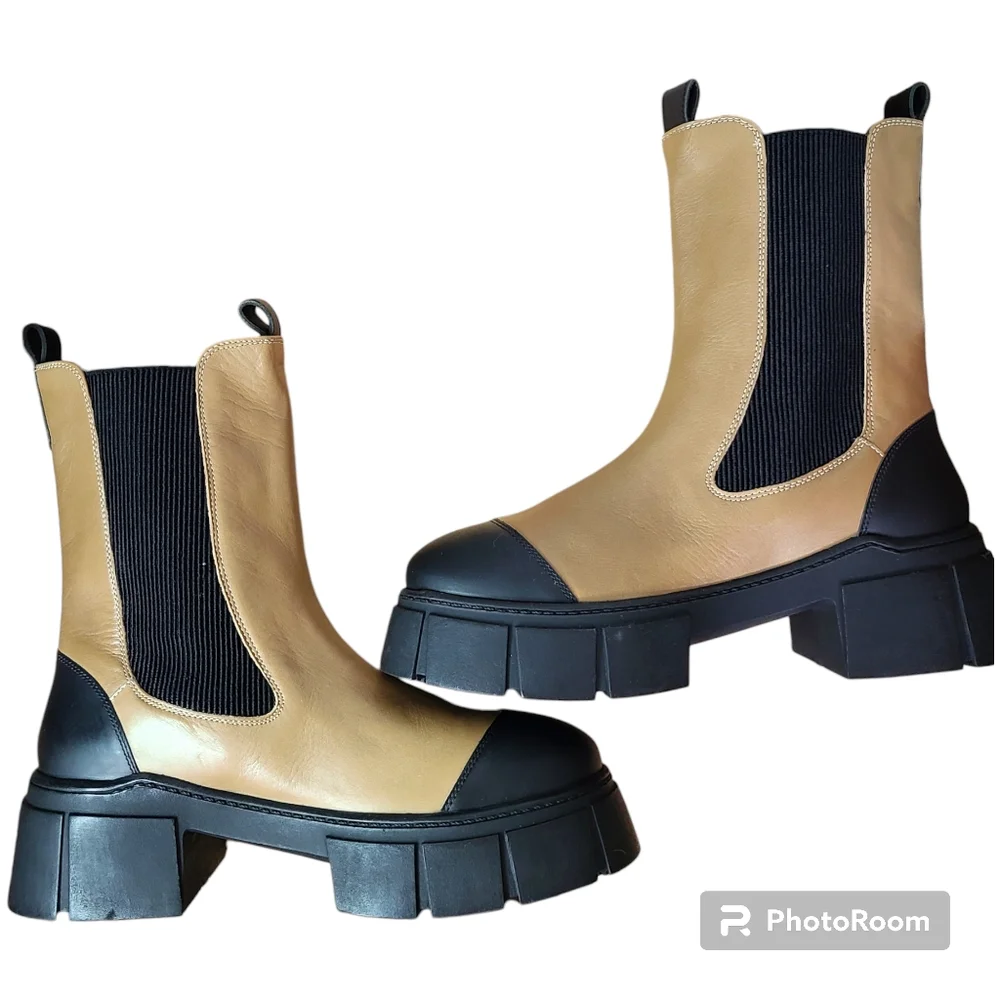 NEW FREE PEOPLE Size 10 Maren Tan Leather Chunky Utility Platform Chelsea Boots